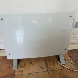 White Klarstein Heater 