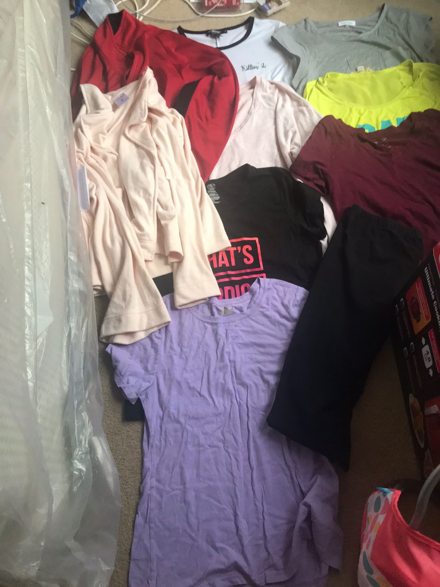 Woman’s Large/ XL