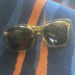 Burberry Glasses 190$