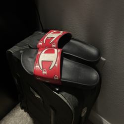 Champions Slides(sandals ?