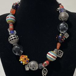 CHICO'S Multi Lucite Glass Wood Bead Silver Tone Charms 15"-19" Choker Necklace