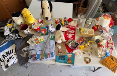 Vintage Snoopy Peanuts Lot