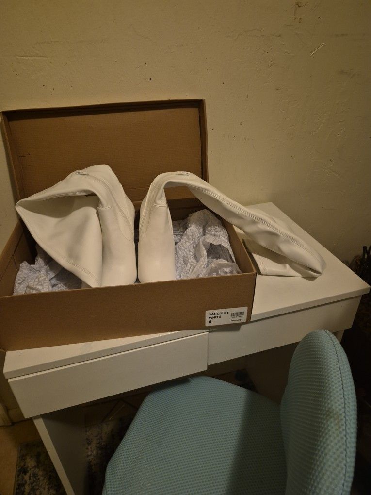 Steven Madden Thidh High Boot