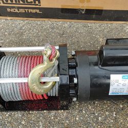 SUPERWINCH AC3000