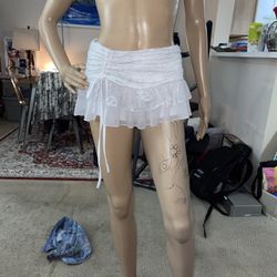 ROMWE White Ruffle Mini Skirt