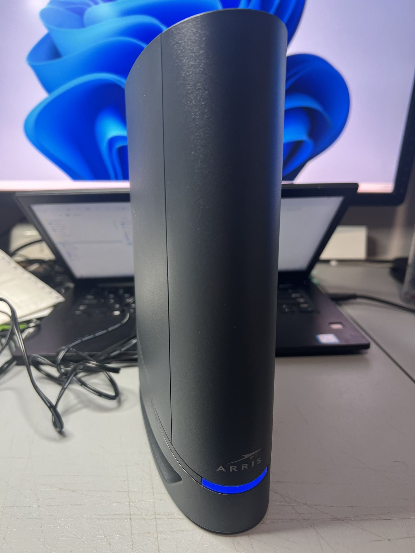 ARRIS Surfboard G34 DOCSIS 3.1 Gigabit Cable Modem & AX3000 Wi-Fi 6 Router, Approved for Cox, Spectrum, Xfinity & Others