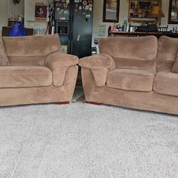 Brown Loveseat and Oversized Chair ⭐ Thick Cushions 