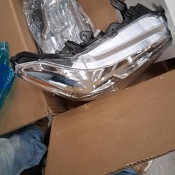 Headlights Toyota Tacoma