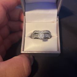 10k White Gold Diamond Engagement Ring 