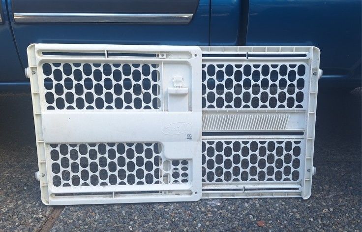 Evenflo Baby Gate