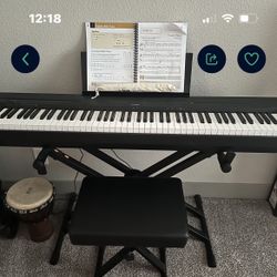 Brand New Yamaha Keyboard With Pedal, Stool And Stand 