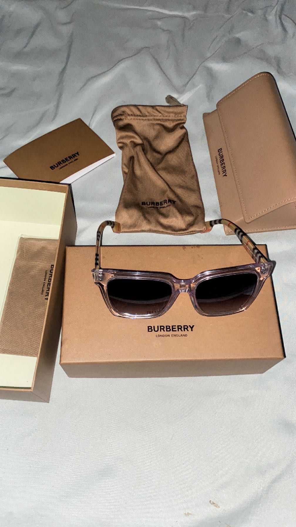 Burberry Sun Glasses