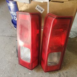 Hummer H3 Taillights 