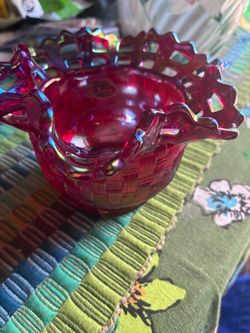 Fenton small bowl