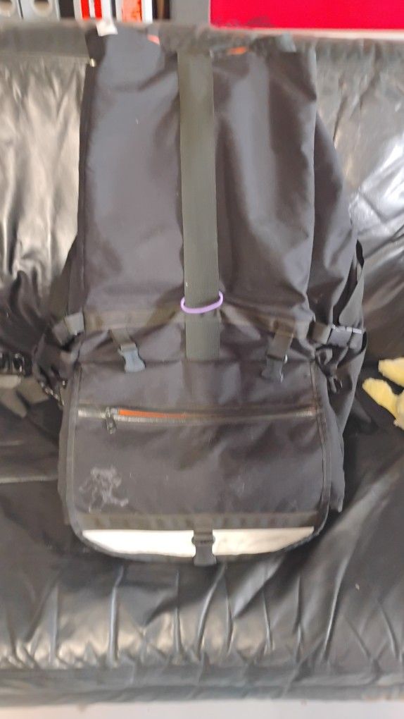 Roadrunner Americano Messenger Bag