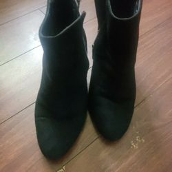 Women Boots Size 6/36