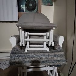 Nursing Chair And Ottoman 