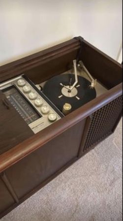 Record Player Cabinet 50-60’s