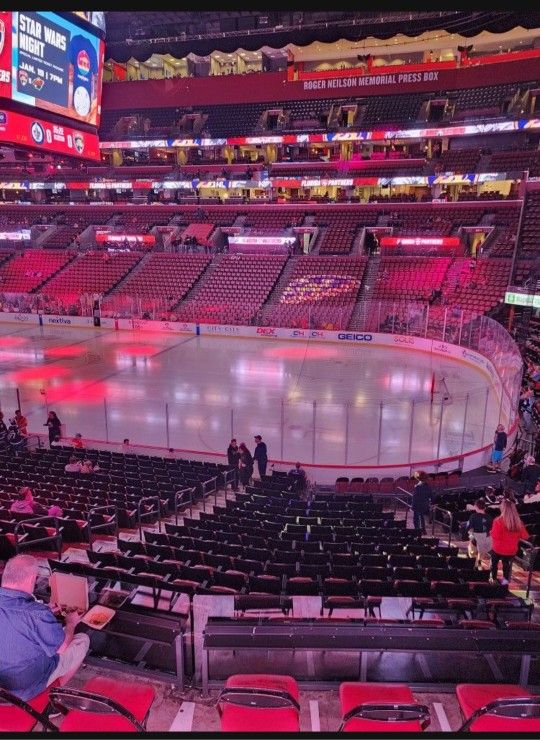 Florida Panthers VS Toronto Maple Leafs 2 Tickets