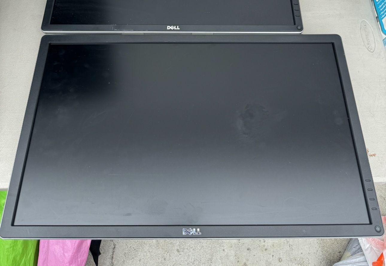 Dell 27” (P2714HC) No Stand