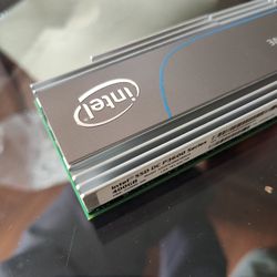 Intel SSD 400GB DC P3600 PCIe 3.0 x4, NVMe
​HHHL  MLC