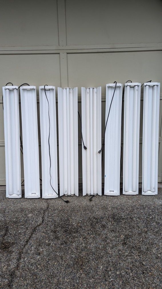 FREE! (8) Sets Of Florescent Lights