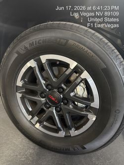 Michelin tires/rims 265/65 R 18 six lug nuts