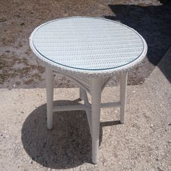 Vintage Henry Link Wicker Side Table