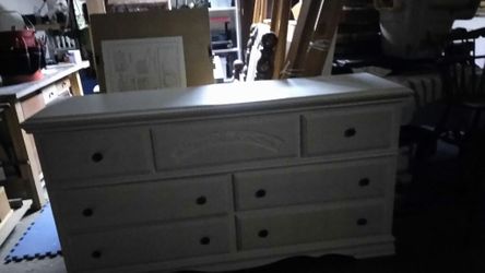 White Dresser with 7 drawers
