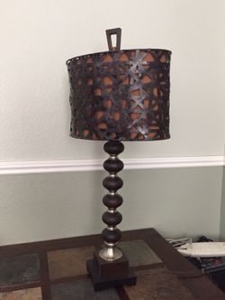 Table lamp