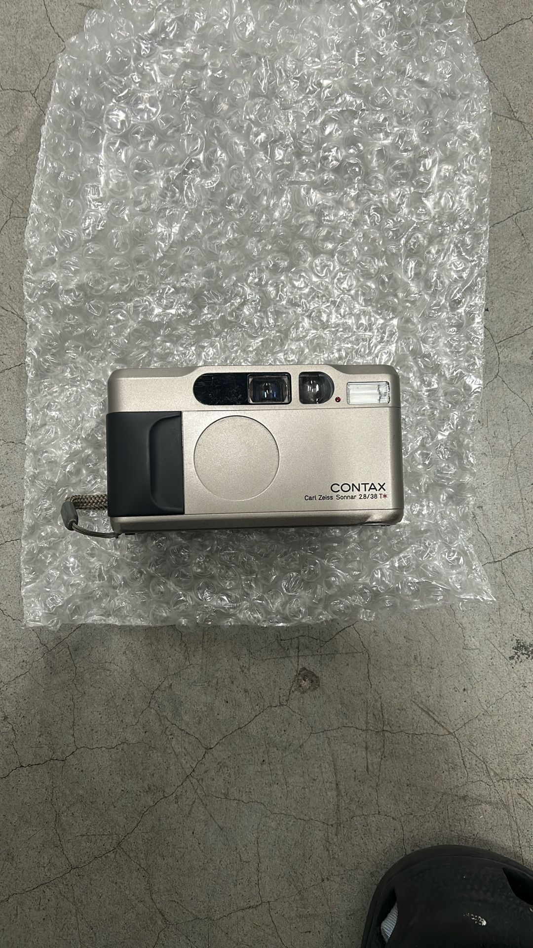 Contax T2
