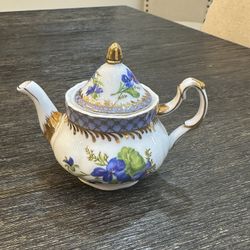 Vintage Victoria's Garden Mini Blue Gold African Violet Teapot