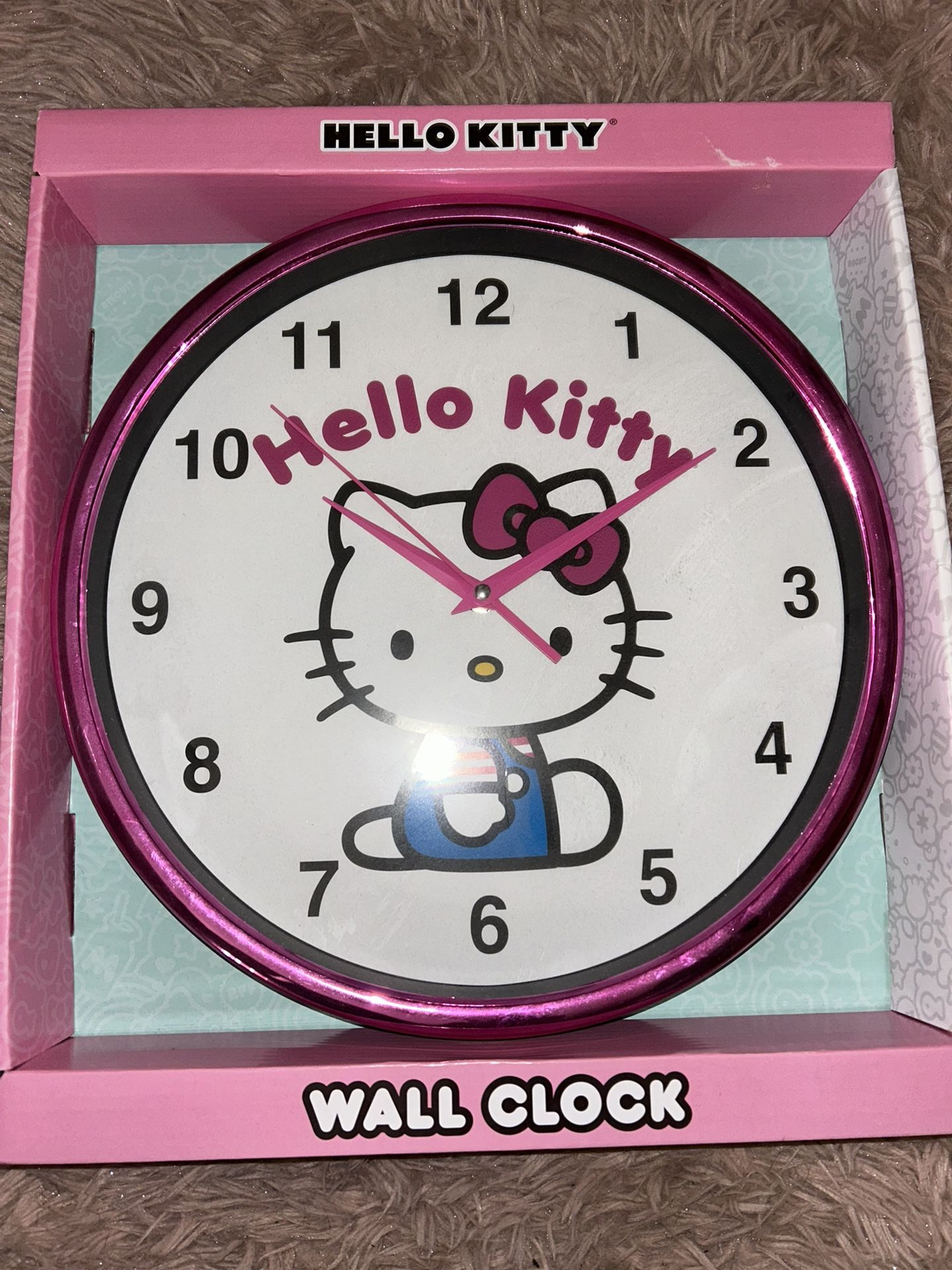 Hello Kitty Wall Clock