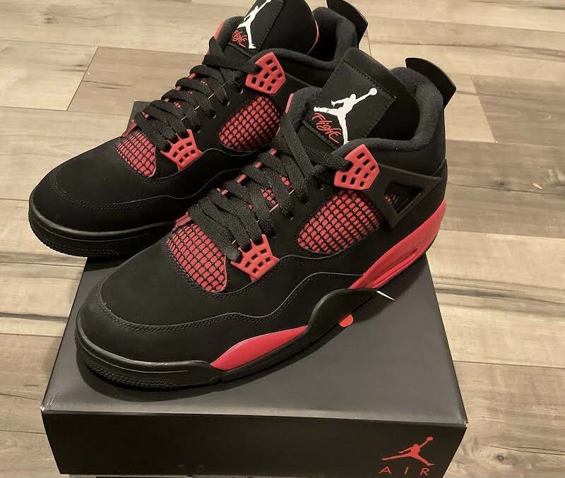 Air Jordan 4 Retro Red Thunder