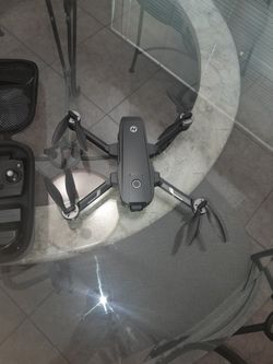 HOLY STONE DRONE 