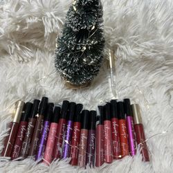 Labial Indeleble 12 Horas No Se Quita 