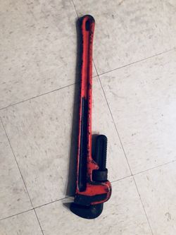 24 in Heavy Duty Straight pipe wrench