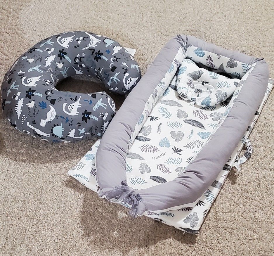 Feeding Pillow And Baby Mattress