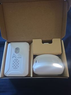 Wireless door and bed alarm