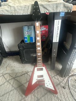 70’s Gibson (style) Flying V project.