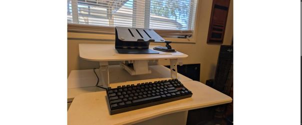 FlexiSpot Standing Desk Converter - Sit/Stand Riser with Keyboard Tray, White