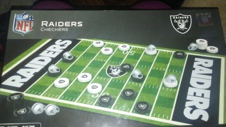 New raiders checkers board game