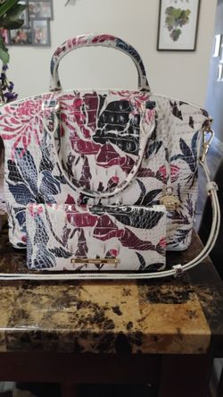 Slightly Used Brahmin Clutch Purse And Wallet 