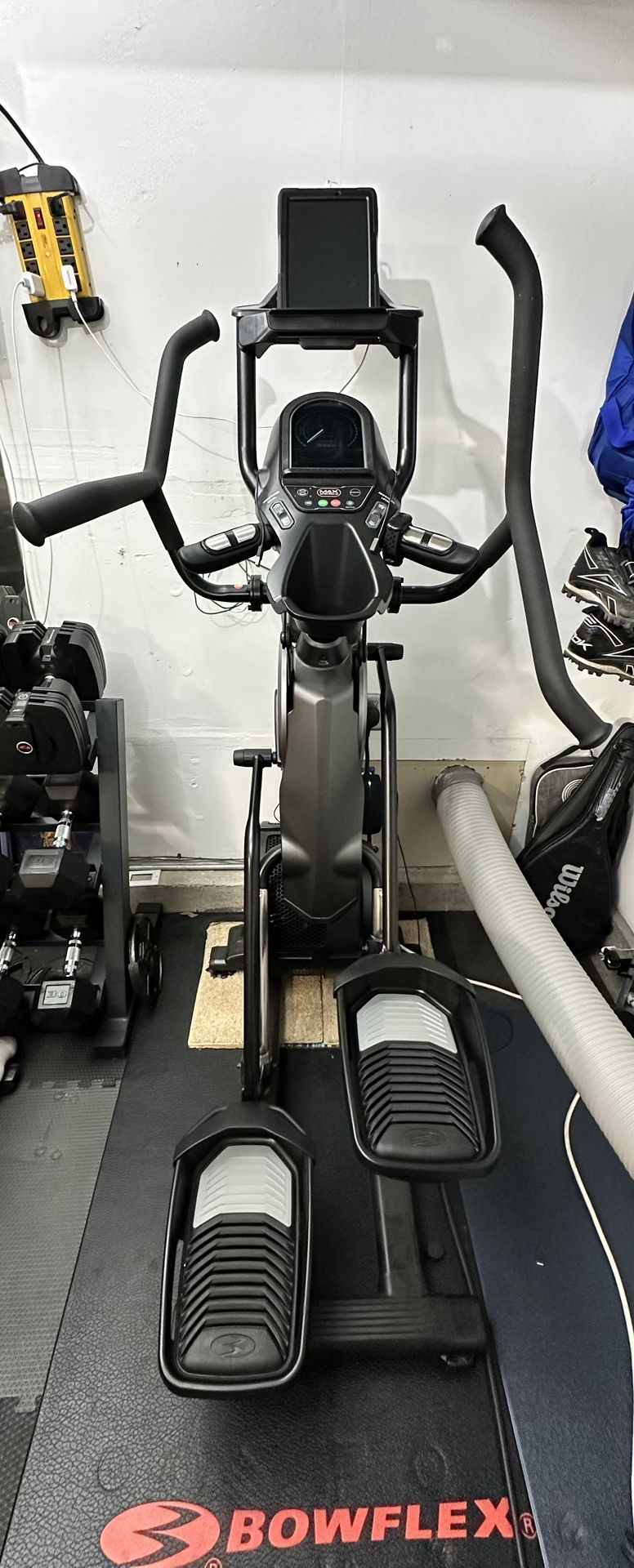 Max Trainer Elliptical 