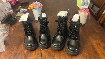 Black kids boots