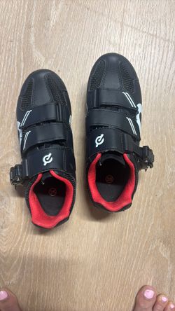 Pelaton Shoes - 36