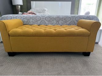 Bed bench and accent chair