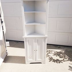 Corner Cabinet 