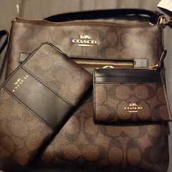 New Coach Purse, Pouch And Coin Purse