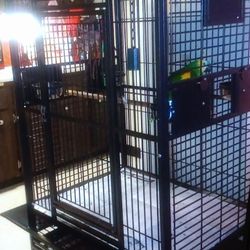 Large parrot cage